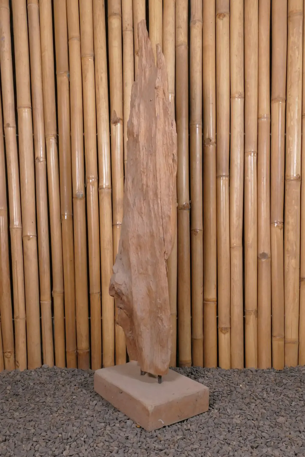  Product image 2 of the product “Root with stand made of teak wood about 100cm height ”